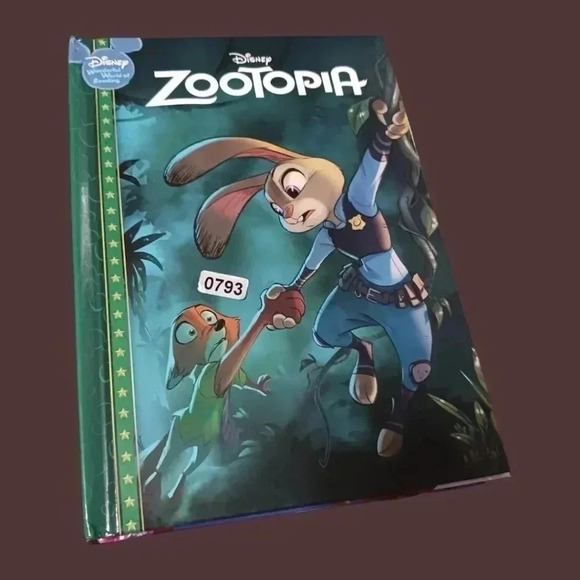 Disney lot of 6 books - Picture 10 of 10